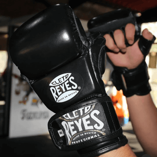 Luvas MMA Cleto Reyes Black Mamba Treinamento