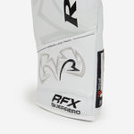 Luvas de Boxe Rival RFX Guerreiro Pro Fight SF-H branco