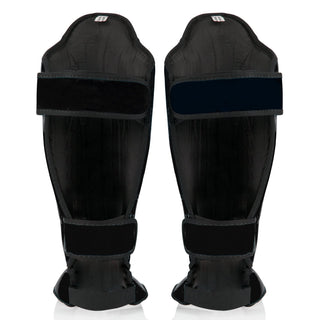 Caneleiras Fairtex Competição SP5 com proteção de pés Preto