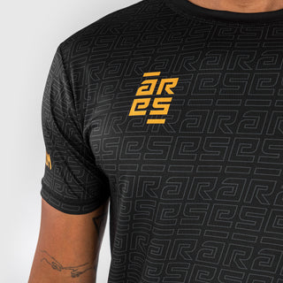 T-shirt Venum X Ares 2.0 Dry Tech Preto-ouro