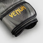 Luvas MMA Venum Galactic 3.0 Preto-dourado 