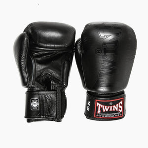 Luvas de Muay Thai Twins Special BGVL 8 Core Preto