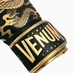Luvas de Boxe Venum Dragon's Flight Preto-bronze 