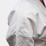 Fato karate Arawaza Kata Deluxe Evo WKF bordado branco