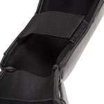 Caneleiras Venum Challenger Preto Branco 