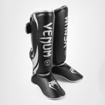 Caneleiras Venum Challenger Preto-prata 