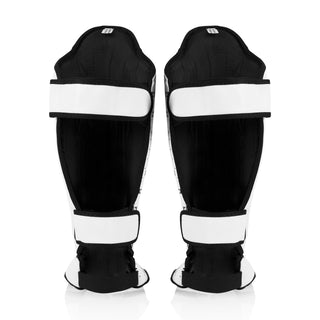 Caneleiras Fairtex Competição SP5 com protetor de pés Branco 