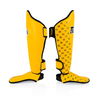 Caneleiras Fairtex Competição SP5 com protetor de pés Amarelo 
