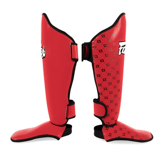 Caneleiras Fairtex Competição SP5 com protetor de pés Vermelho 