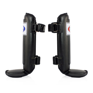 Caneleiras Fairtex Double Padded SP3 com apoio para os pés 
