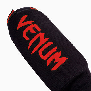 Caneleiras com Protetor de Pés a meia Venum Kontact 