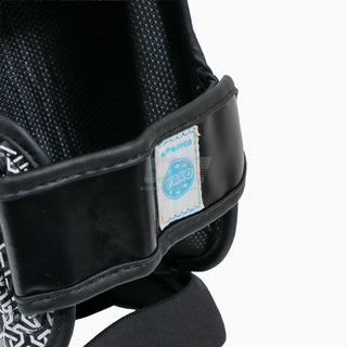 Caneleiras com para-pé Adidas Pro Kickboxing WAKO Preto-branco 