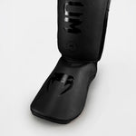 Caneleiras com Parapiede Venum Challenger Preto Black 