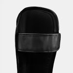 Caneleiras com Parapiede Venum Challenger Preto Black 