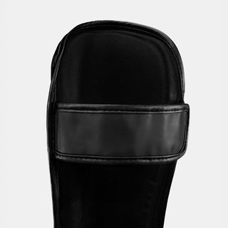 Caneleiras com Parapiede Venum Challenger Preto Black 