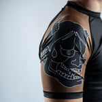Rashguard Half Sumo Sugoi Ranked Castanho-Combat Arena