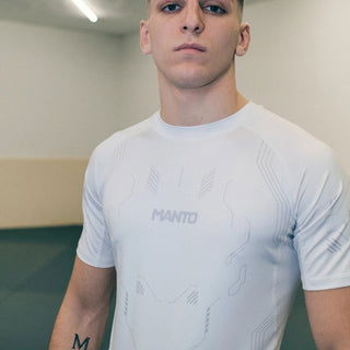 Rashguard Manto Shield manga curta Branco-Combat Arena