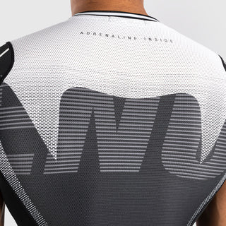 Rashguard Venum Adrenaline mangas curtas Preto-cinza 