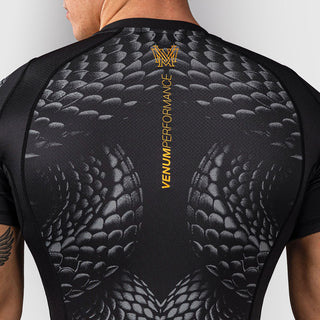 Rashguard Venum Matupa mangas curtas Preto-cinza-Combat Arena