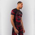 Rashguard Venum Matupa mangas curtas Preto-vermelho-Combat Arena