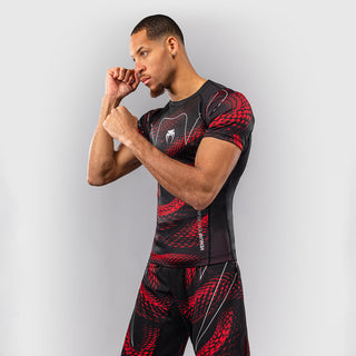 Rashguard Venum Matupa mangas curtas Preto-vermelho-Combat Arena