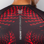 Rashguard Venum Matupa mangas curtas Preto-vermelho-Combat Arena