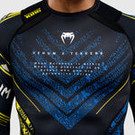 Rashguard Venum Tekken 8 King mangas compridas Preto-amarelo-Combat Arena