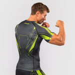 Rashguard Venum Amazonia Reborn mangas curtas Preto-verde 