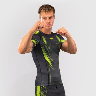 Rashguard Venum Amazonia Reborn mangas curtas Preto-verde 