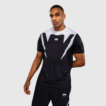 T-shirt Venum Attack 90 Dry Tech Preto-branco-Combat Arena