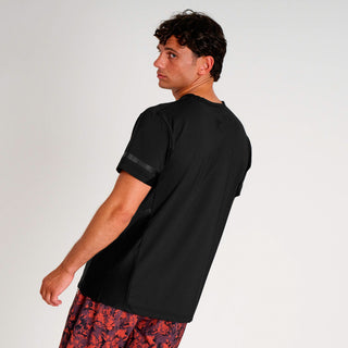 T-shirt técnica Leone Black Lion 2.0 ABX330 Preta